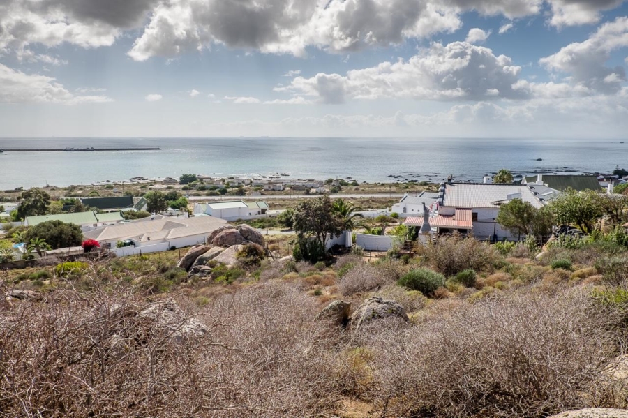 4 Bedroom Property for Sale in Britannica Heights Western Cape